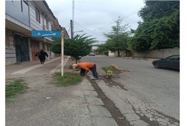 اجرای پاک‌سازی دسته‌جمعی خیابان کاسپین توسط واحد خدمات شهری