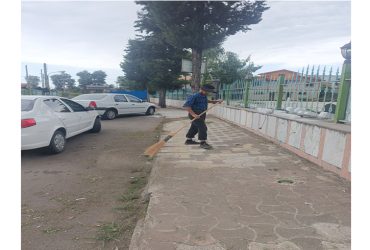 اجرای طرح پاکسازی محیطی در جوار بقعه متبرکه برف‌جان