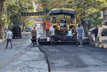 آغاز عملیات بزرگ آسفالت در محور حدفاصل بیمارستان غدیر تا میدان امام حسین (ع)